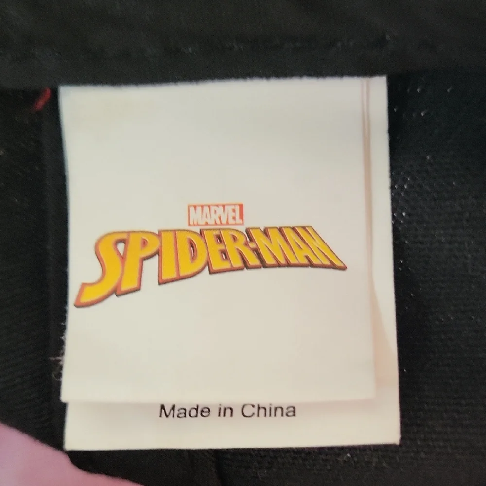 Marvel Red and Black Spiderman Adjustable Snapback Cap - Picture 2 of 5